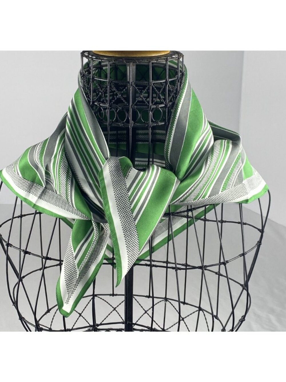 VTG Green & White Striped Square Scarf W/ Black Polka Dot Accents 26.75"x26.5" - Picture 3 of 6